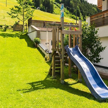 Haus Sabrina - Ferienwohnungen Saalbach-Hinterglemm Exterior photo